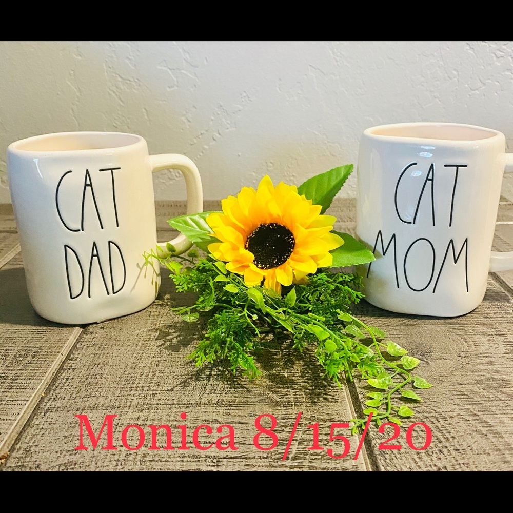 Rae Dunn mugs